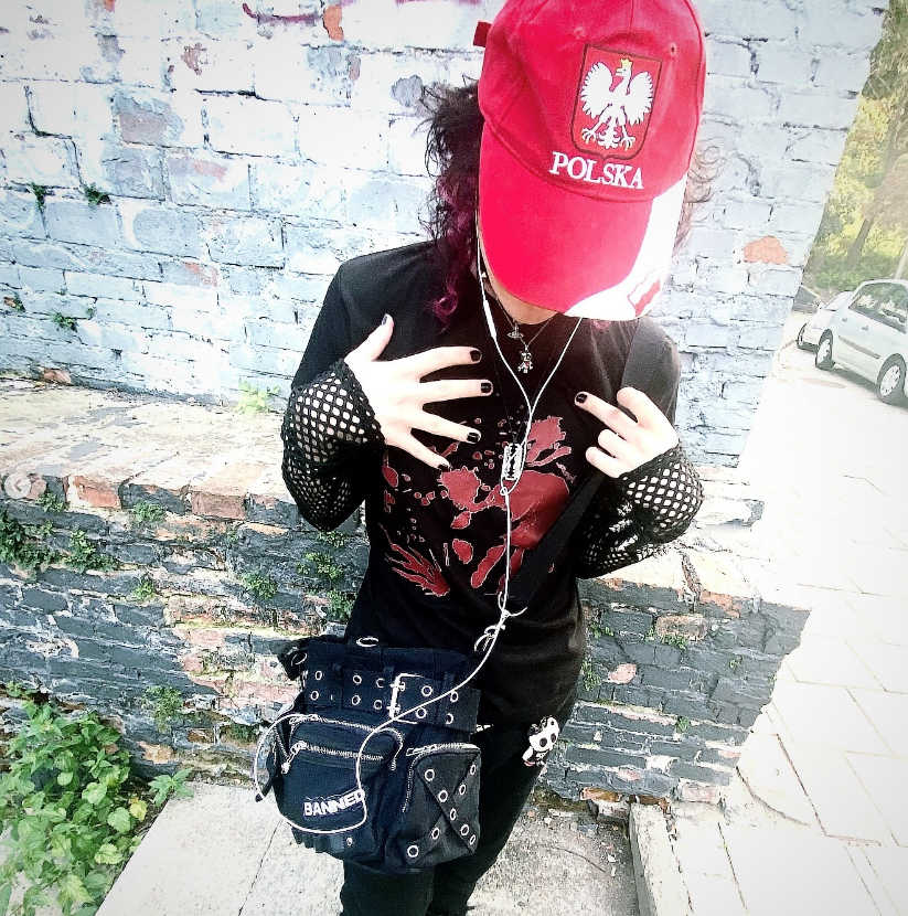 BLOOD TEE
